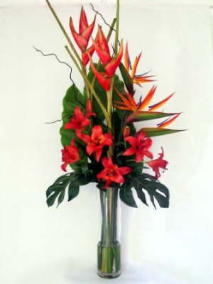 db_orange_crab_claw__lillys_and_bird_of_paradise-1